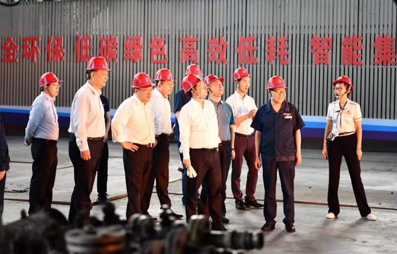 胡衡華深入陜鋼集團龍鋼公司調(diào)研